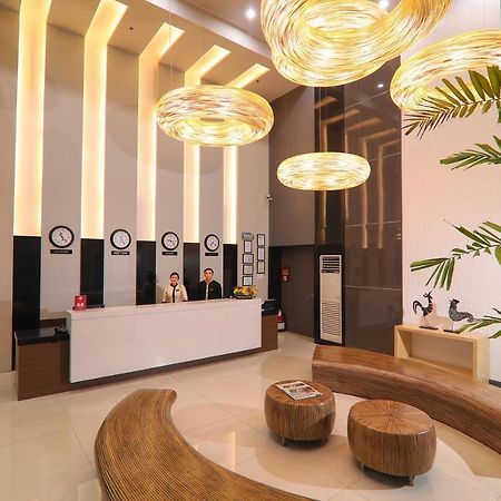 Kew Hotel Tagbilaran Exterior foto
