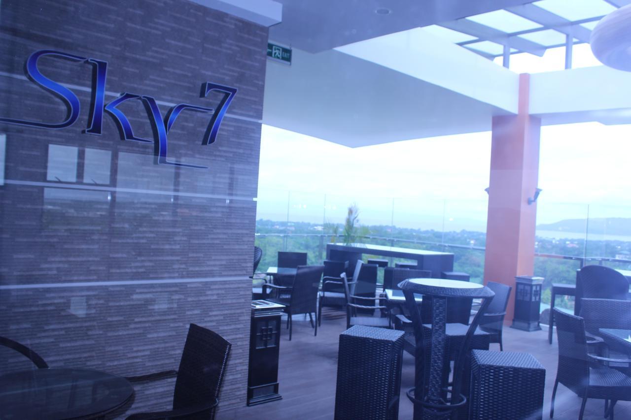 Kew Hotel Tagbilaran Exterior foto